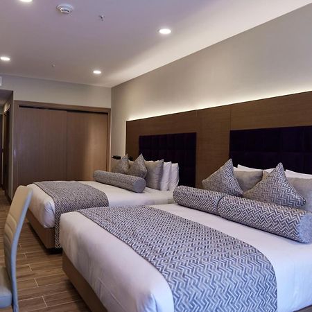 فندق Yogh Hospitality باراماريبو المظهر الخارجي الصورة
