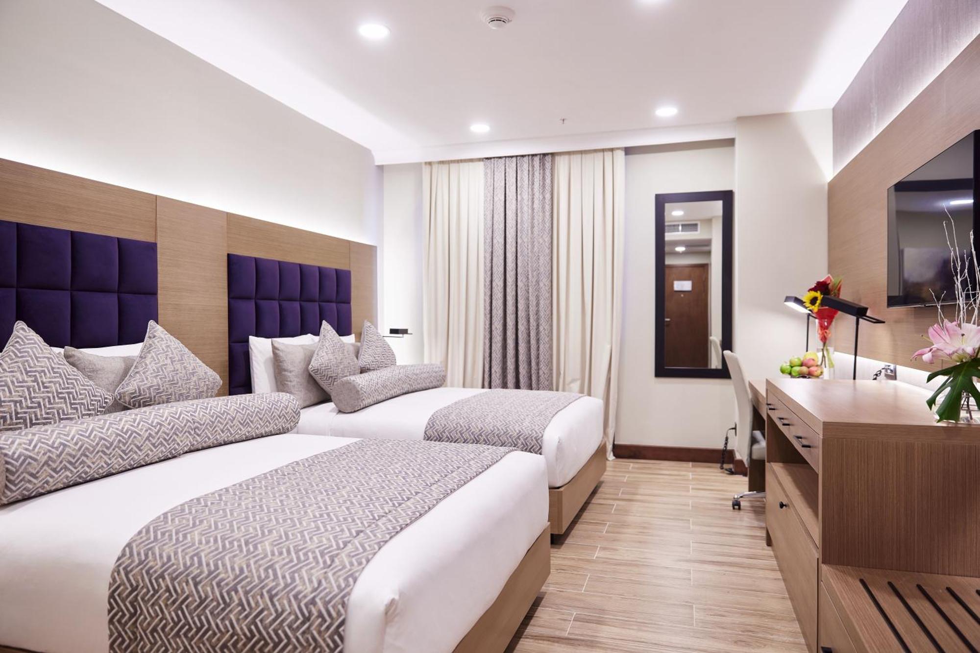 فندق Yogh Hospitality باراماريبو المظهر الخارجي الصورة